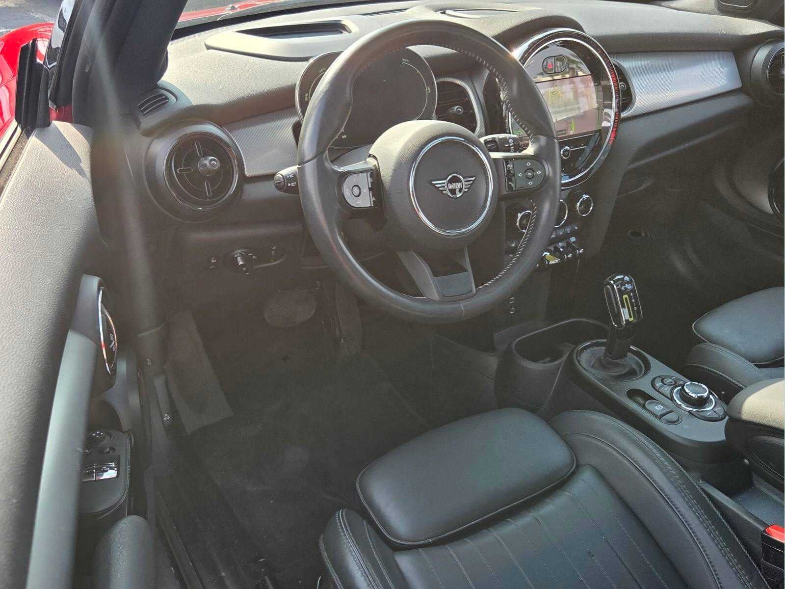 2024 MINI HARDTOP 2 DOOR Cooper SE