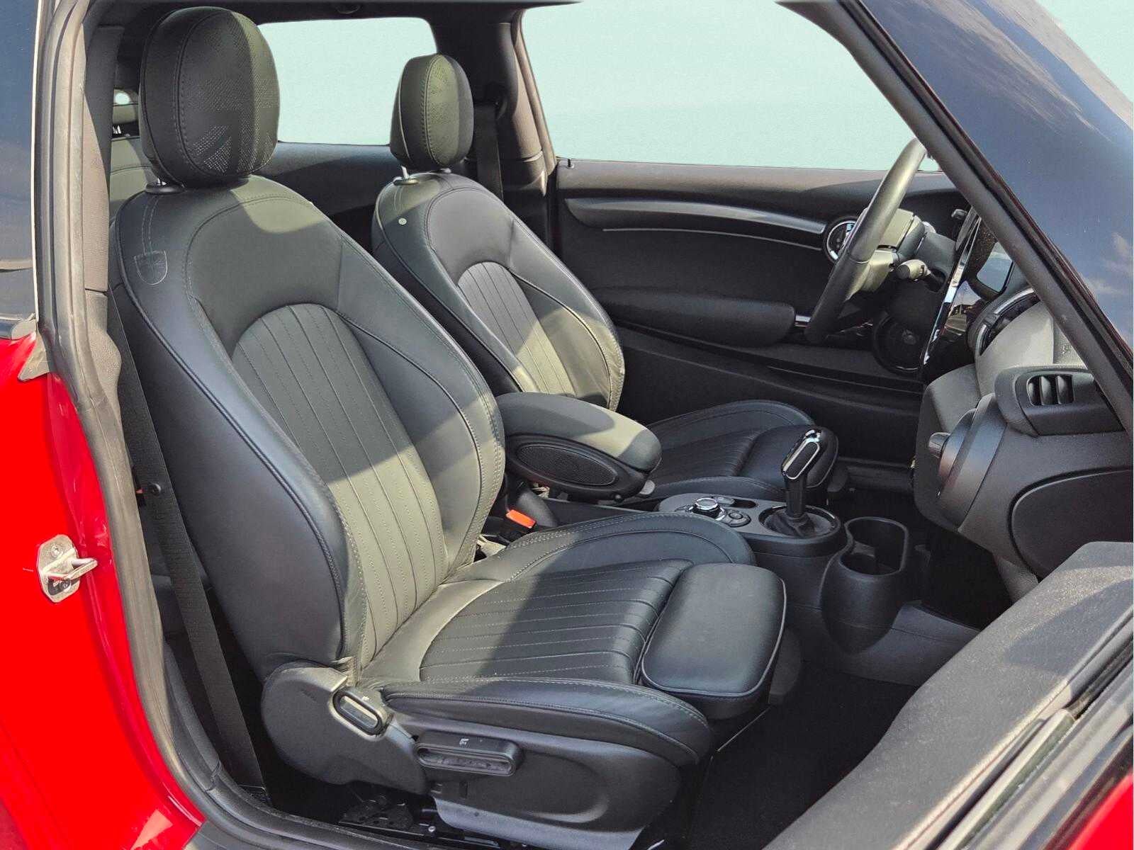 2024 MINI HARDTOP 2 DOOR Cooper SE