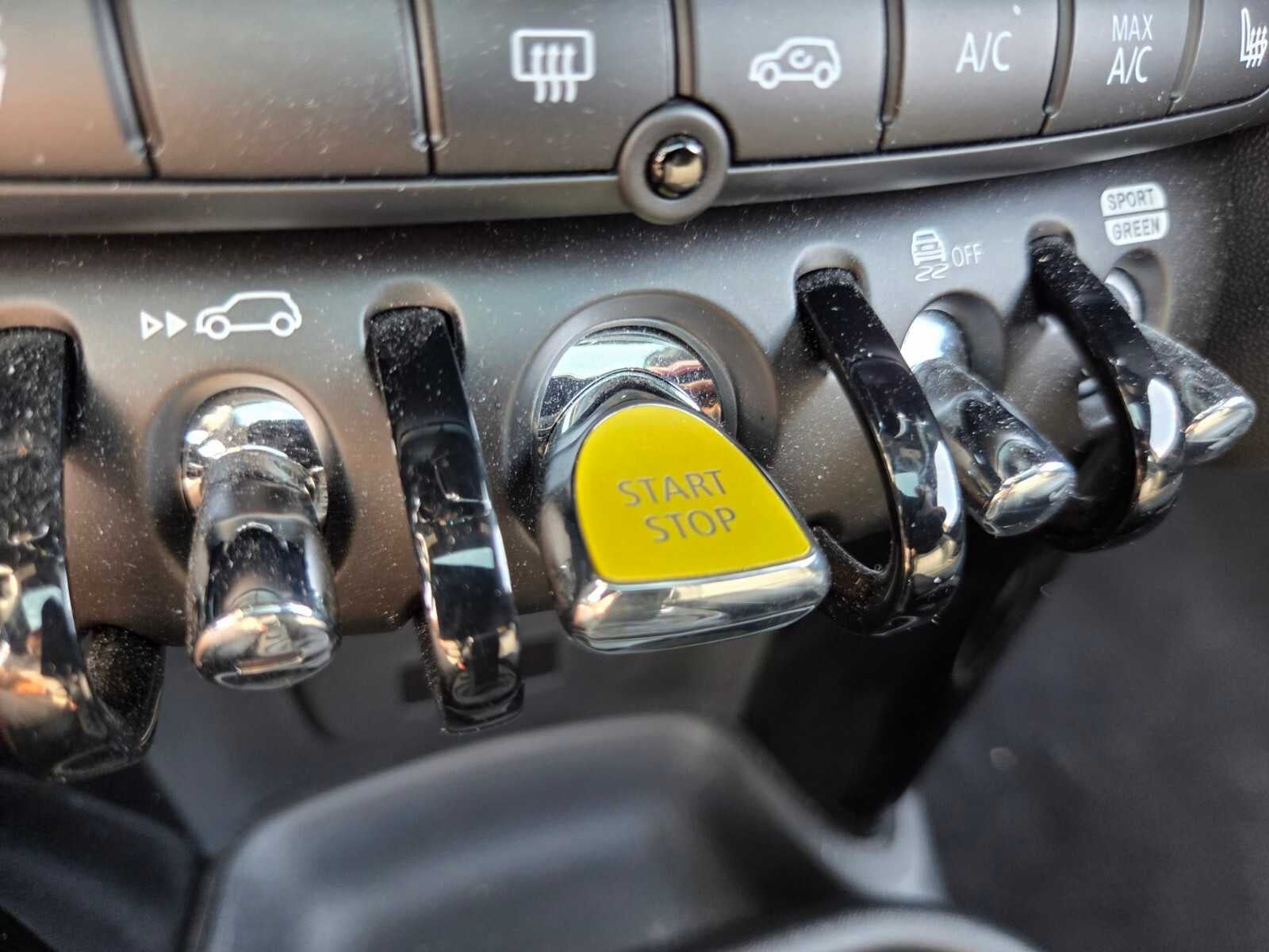 2024 MINI HARDTOP 2 DOOR Cooper SE