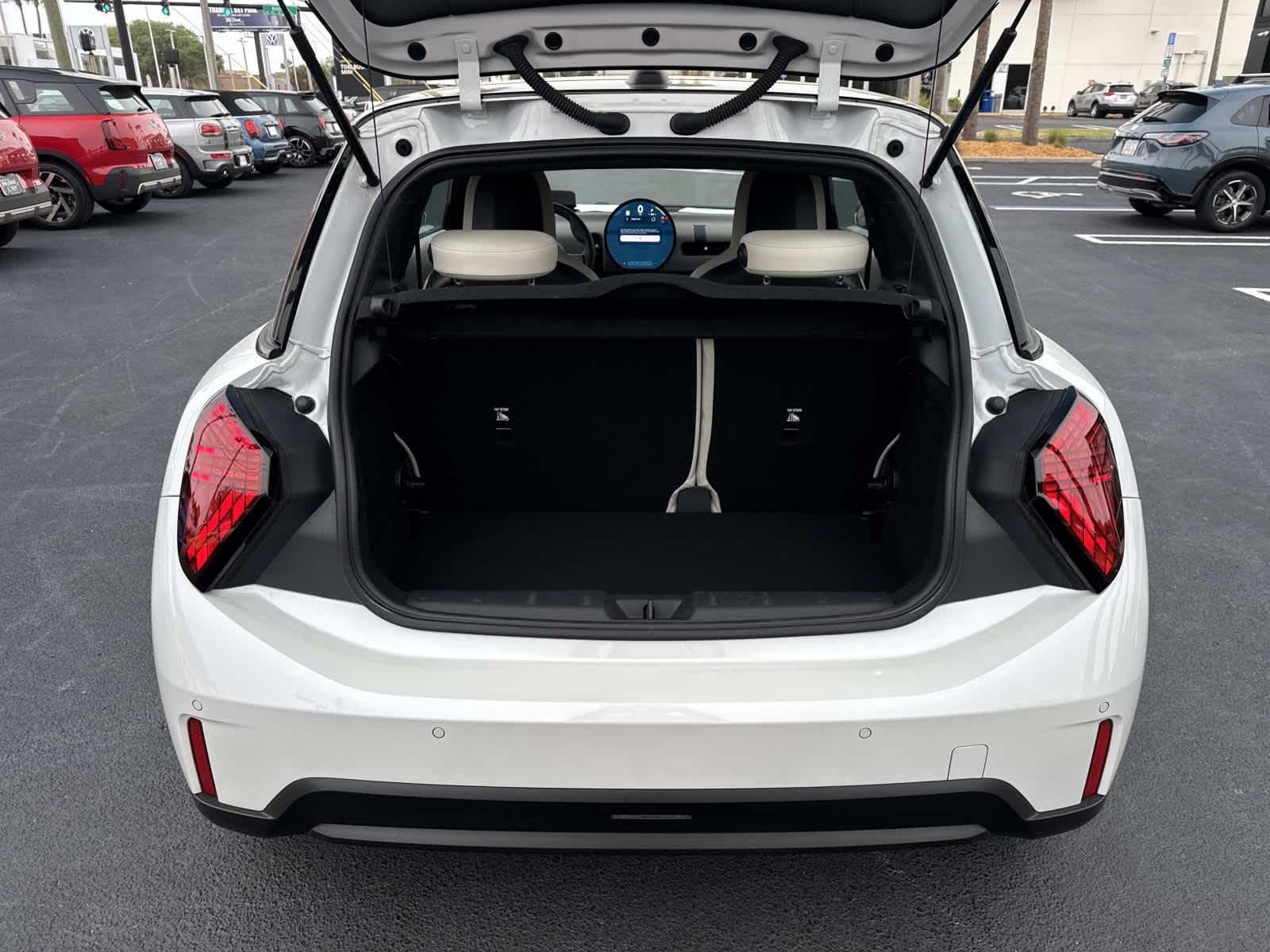 2025 MINI HARDTOP 2 DOOR Cooper