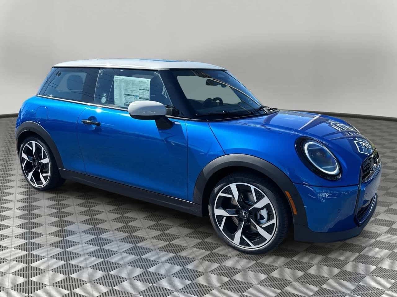2026 MINI 2 DOOR SIGNATURE PLUS