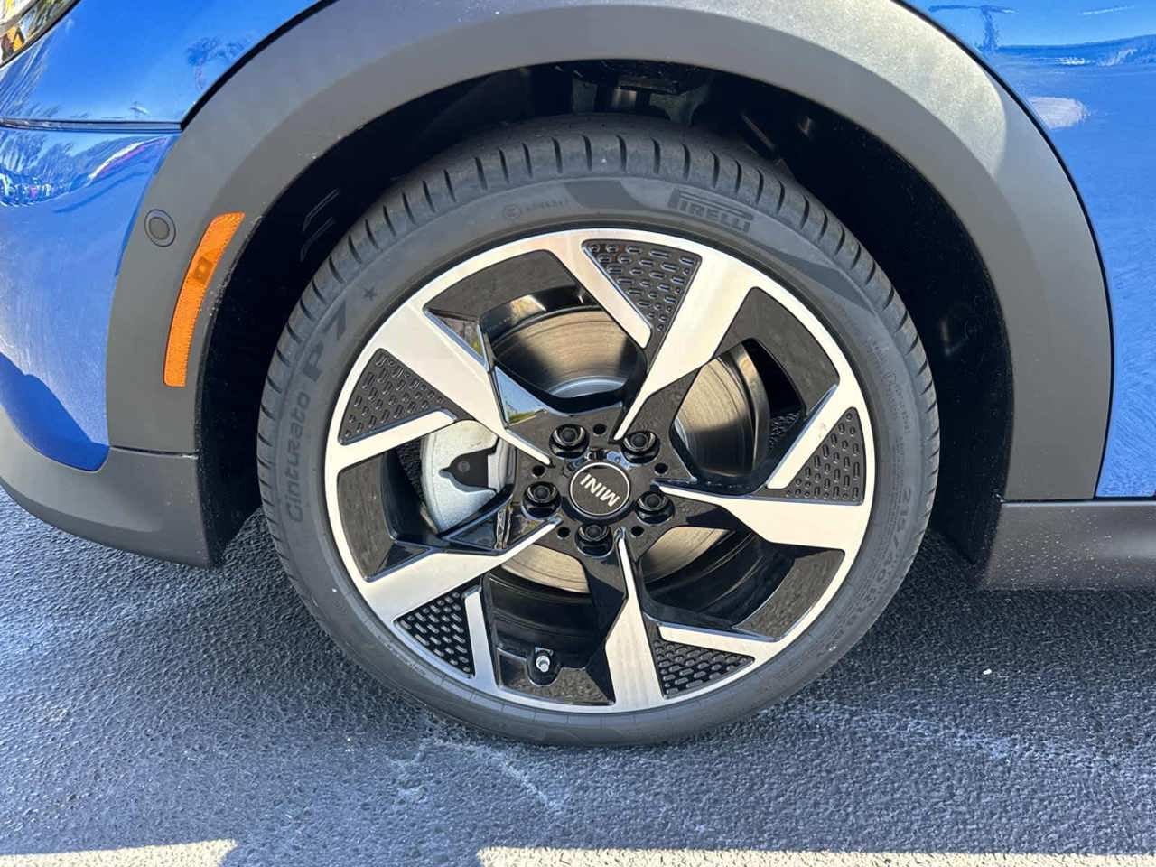 2026 MINI 2 DOOR SIGNATURE PLUS