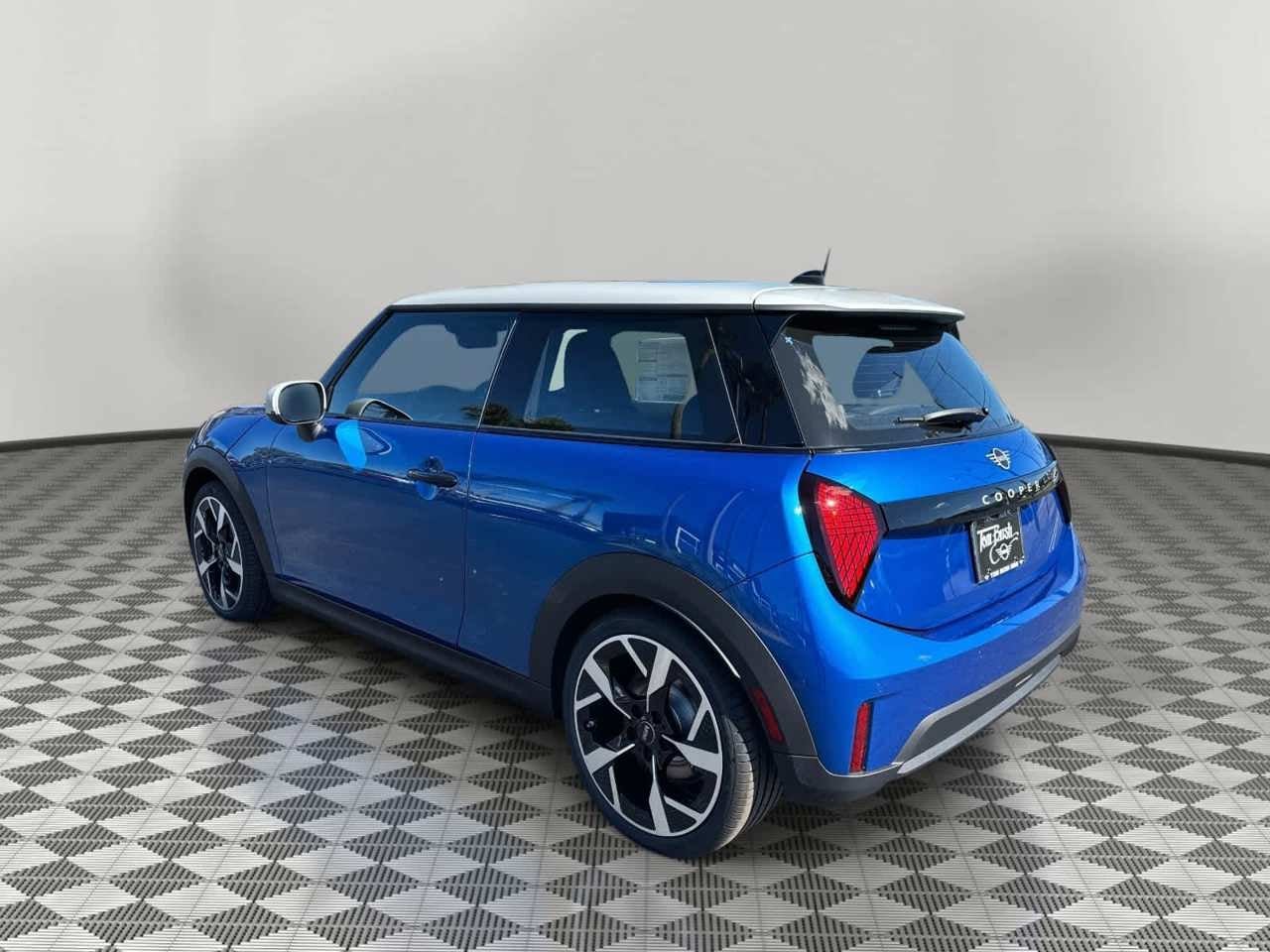 2026 MINI 2 DOOR SIGNATURE PLUS