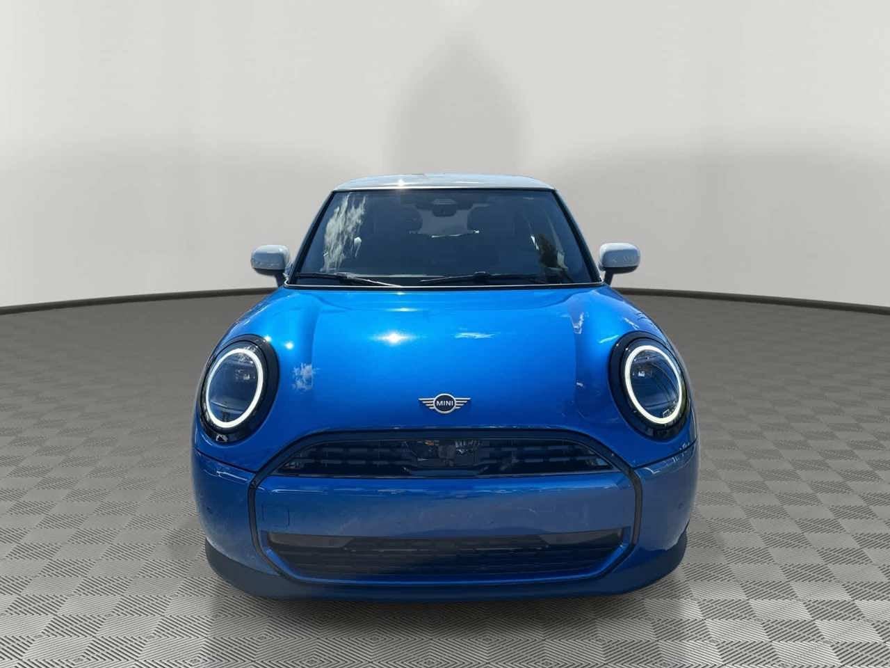 2026 MINI 2 DOOR SIGNATURE PLUS