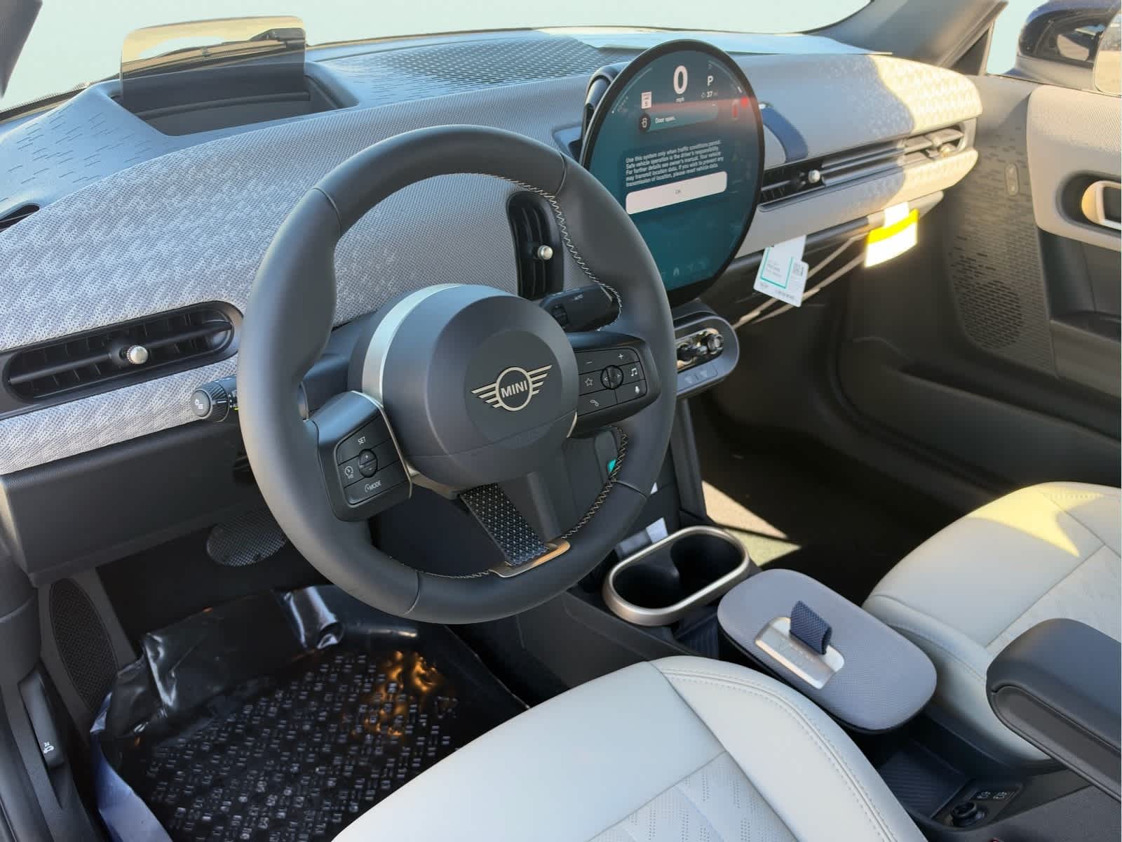 2027 MINI CONVERTIBLE SIGNATURE PLUS