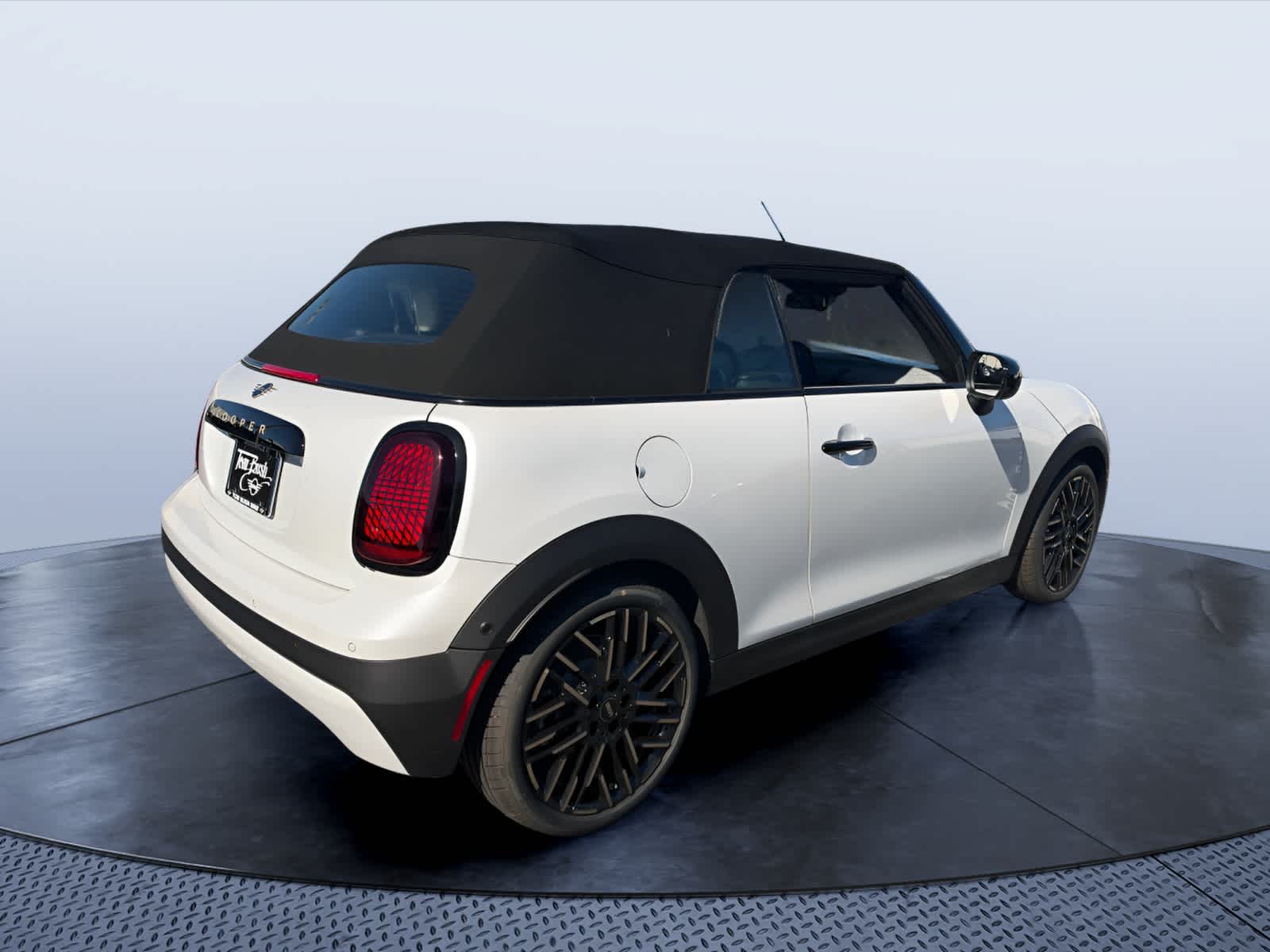 2027 MINI CONVERTIBLE SIGNATURE PLUS
