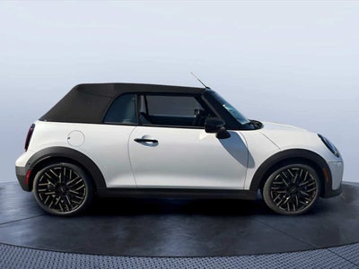 2027 MINI CONVERTIBLE SIGNATURE PLUS