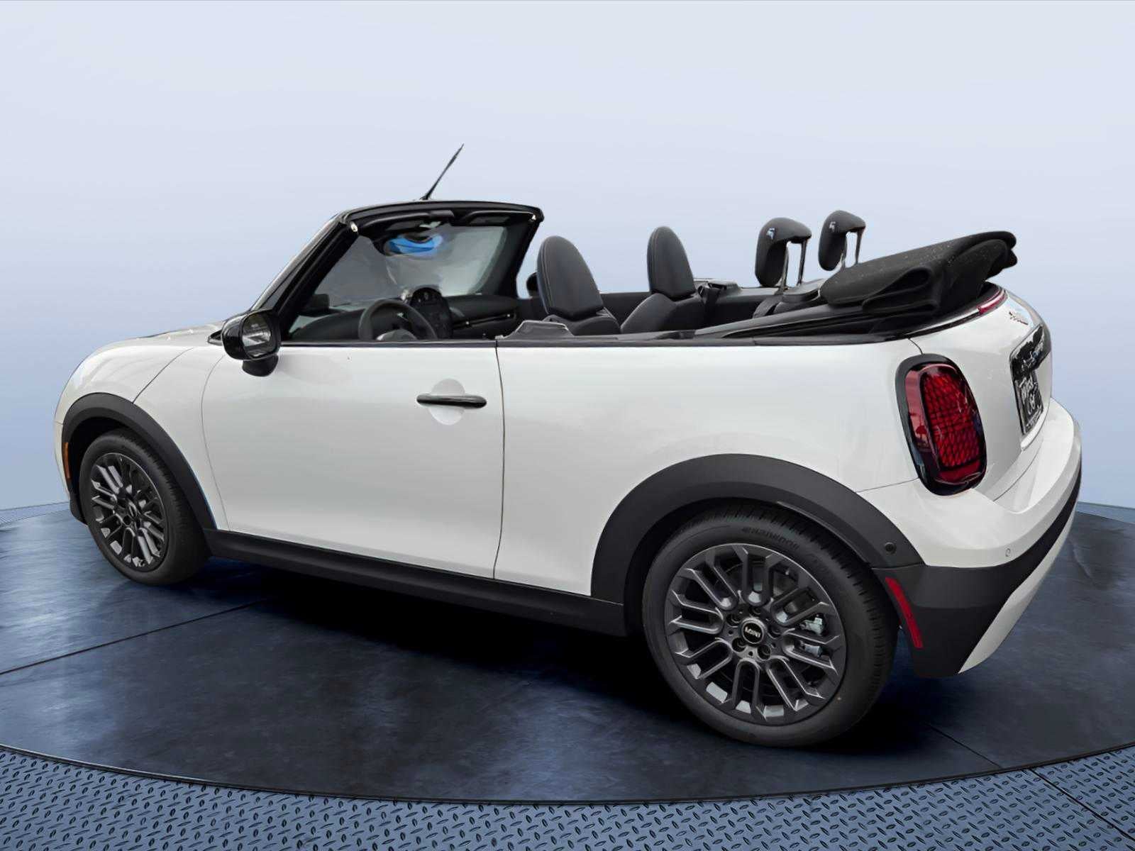 2026 MINI Convertible 5