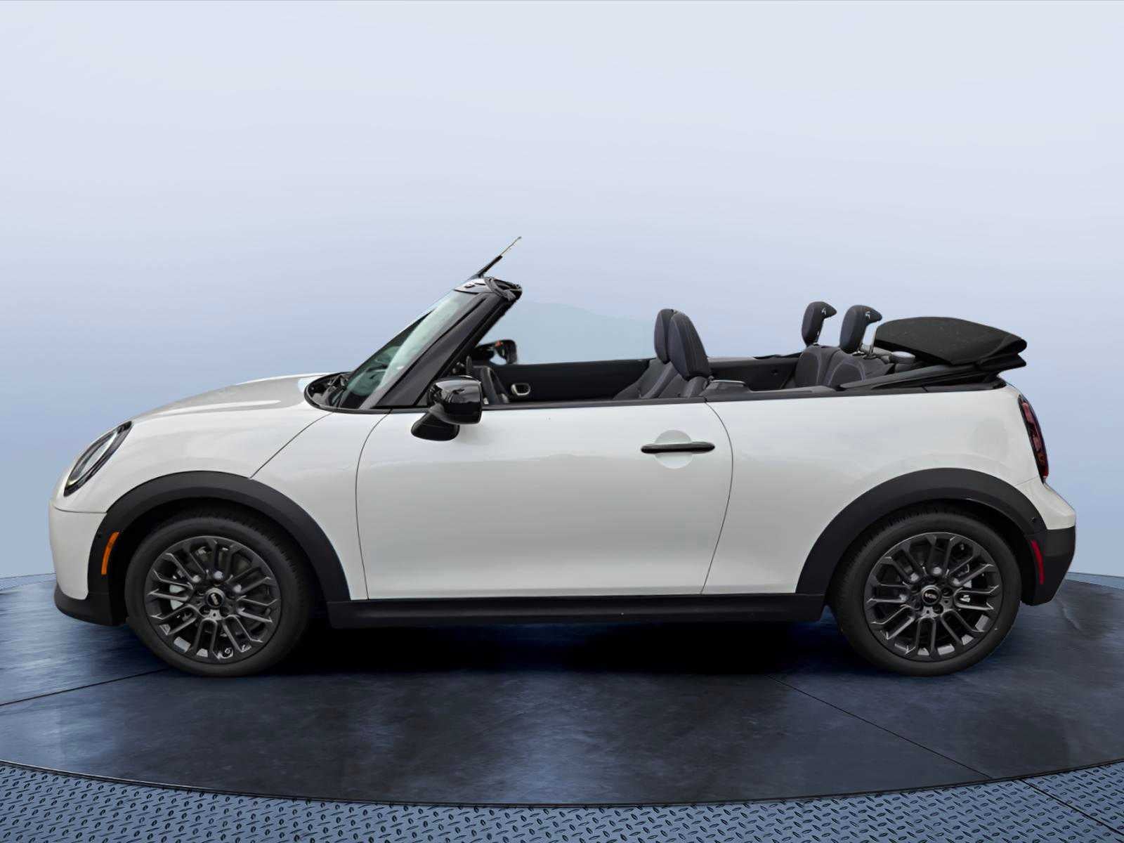 2026 MINI Convertible 6