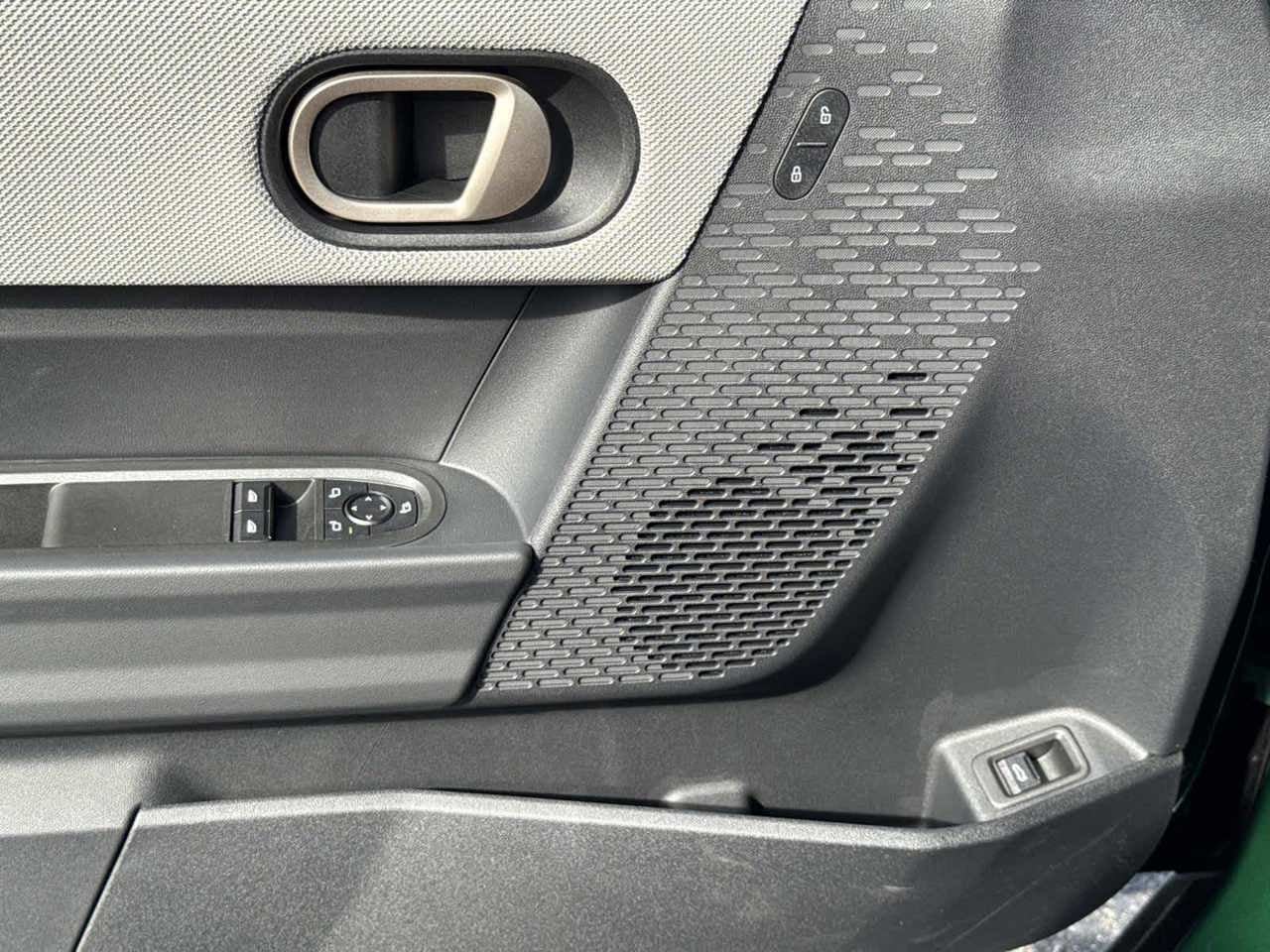 2026 MINI 2 DOOR SIGNATURE PLUS