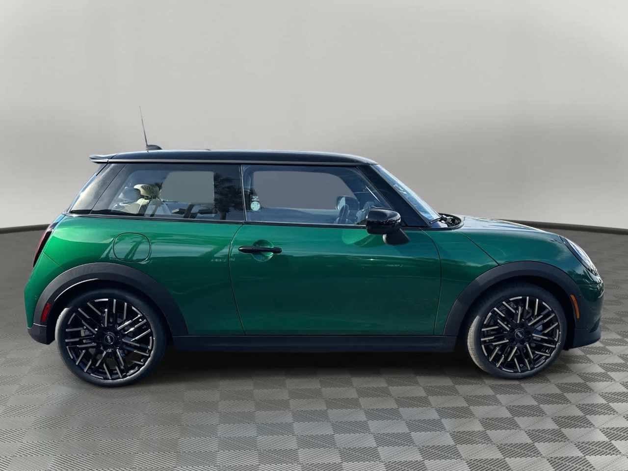 2026 MINI 2 DOOR SIGNATURE PLUS