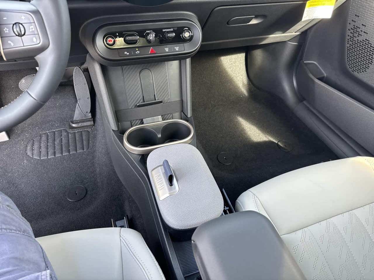 2026 MINI 2 DOOR SIGNATURE PLUS