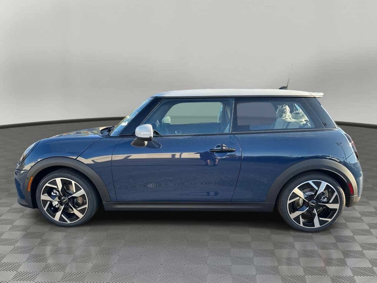 2026 MINI 2 DOOR SIGNATURE PLUS