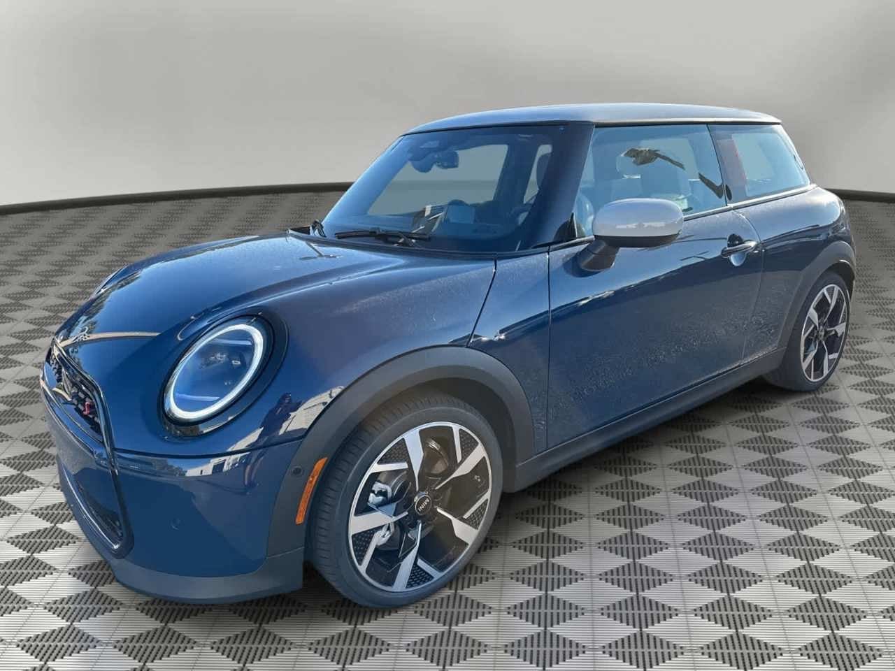 2026 MINI 2 DOOR SIGNATURE PLUS