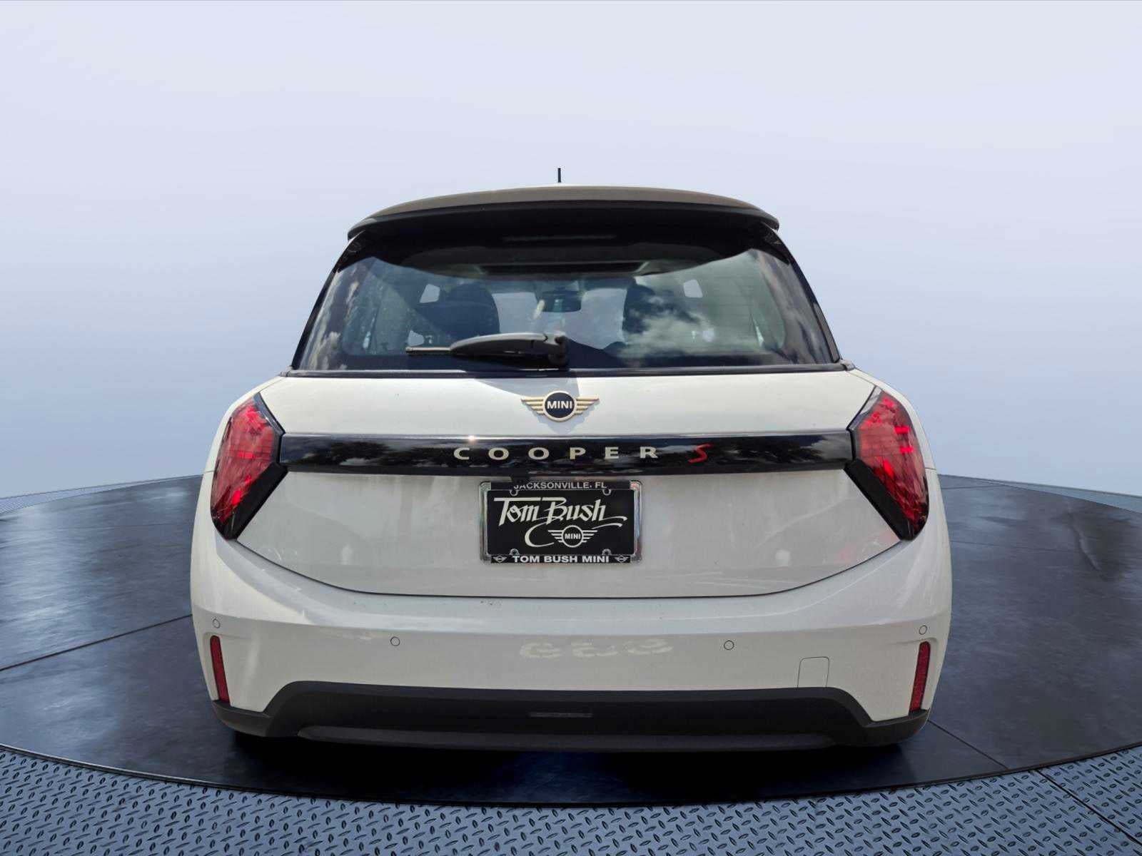 2026 MINI 2 DOOR SIGNATURE PLUS