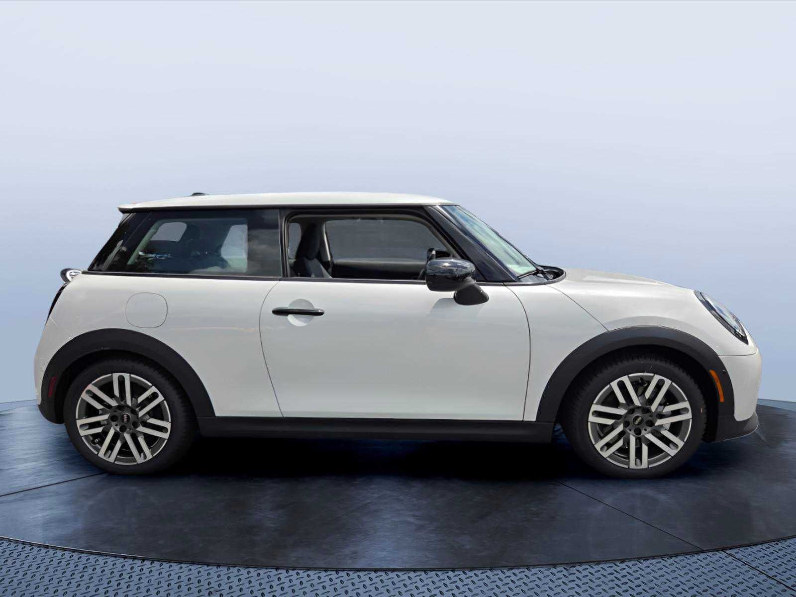 2026 MINI 2 DOOR SIGNATURE PLUS