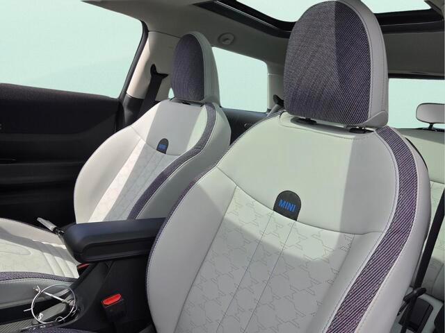 2025 MINI HARDTOP 2 DOOR Cooper S