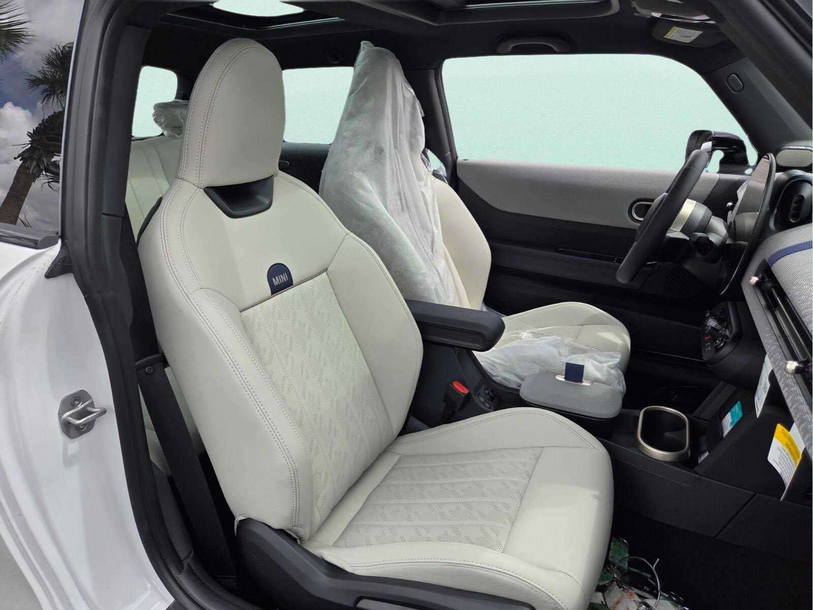 2026 MINI 2 DOOR ICONIC