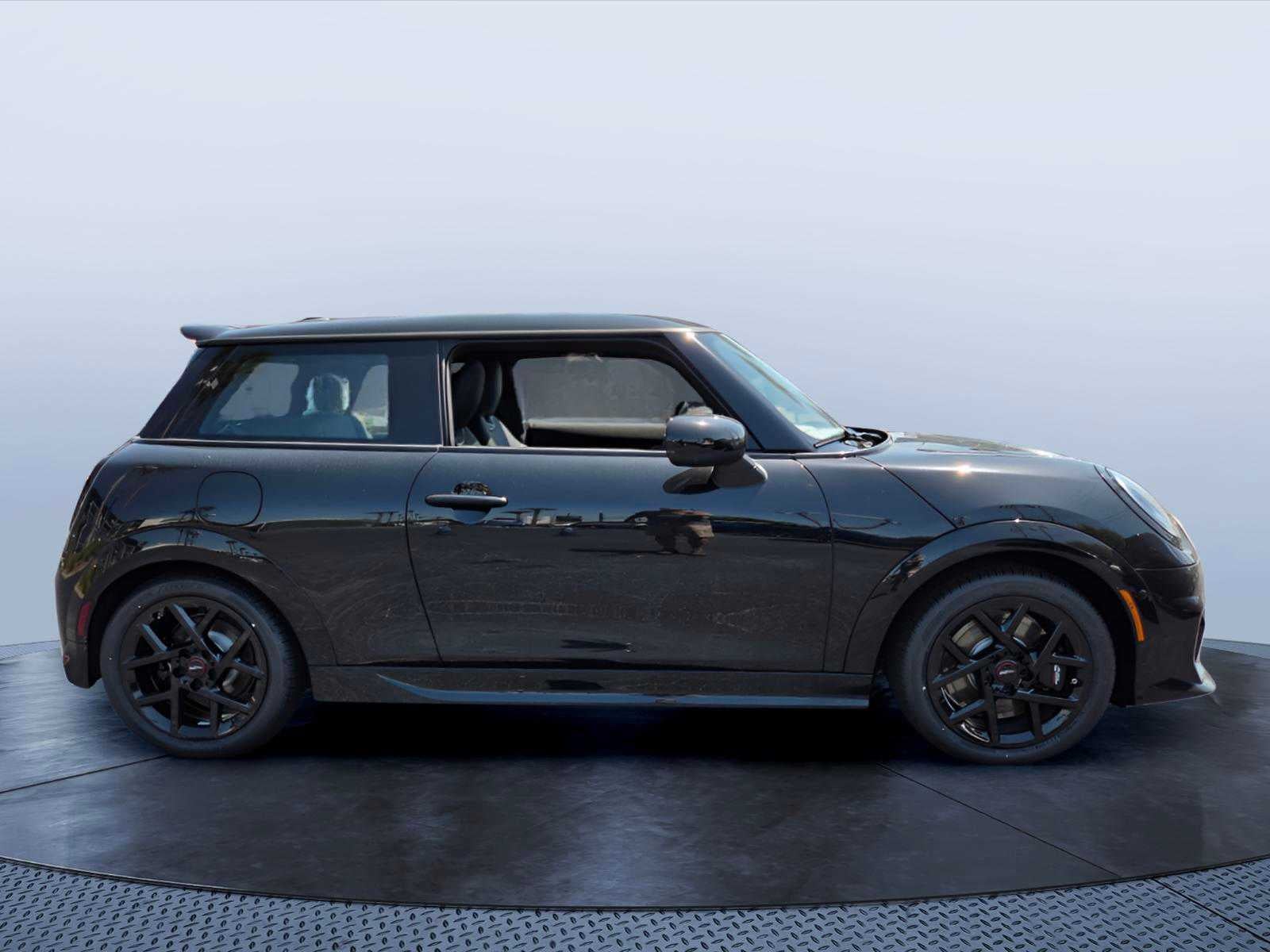 2026 MINI 2 DOOR ICONIC
