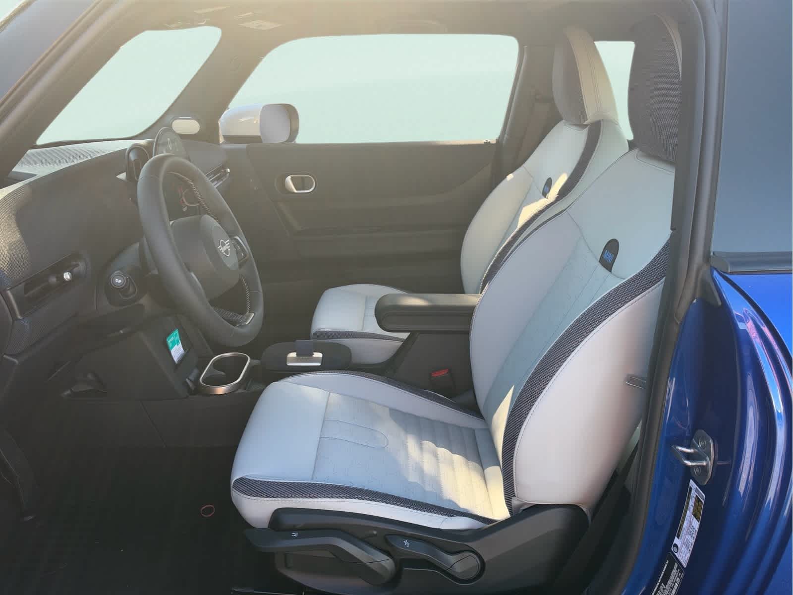 2027 MINI 2 DOOR SIGNATURE PLUS