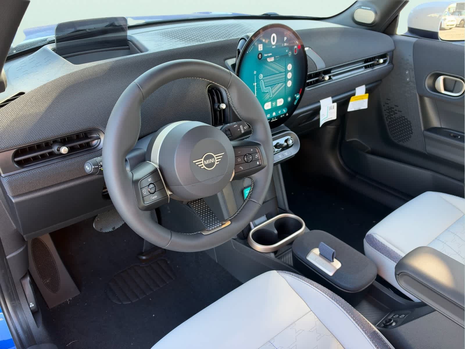 2027 MINI 2 DOOR SIGNATURE PLUS