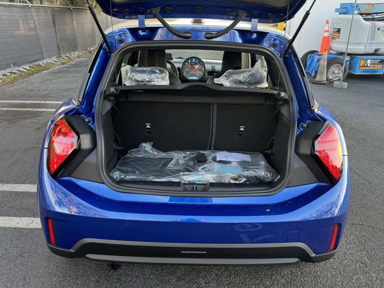 2026 MINI 2 DOOR ICONIC