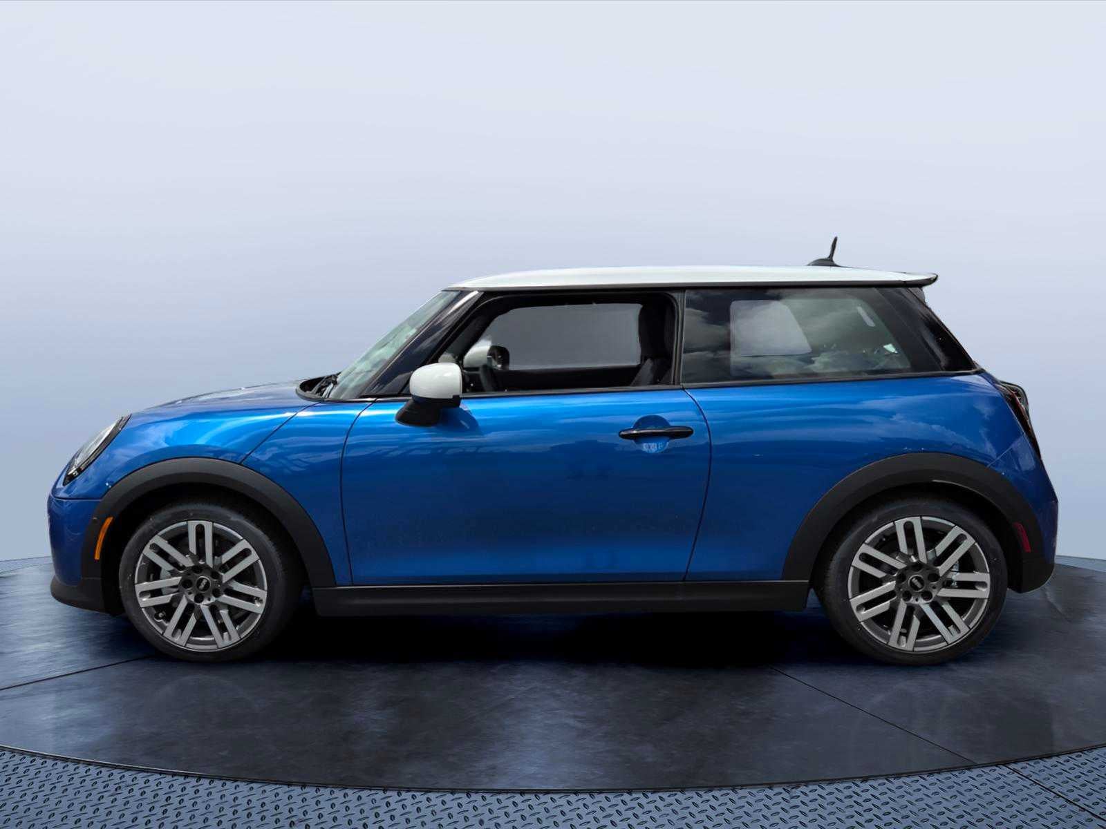 2026 MINI 2 DOOR ICONIC