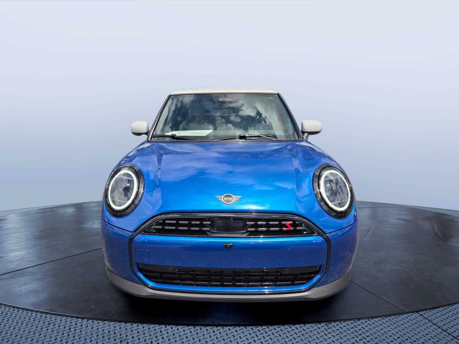 2026 MINI 2 DOOR ICONIC