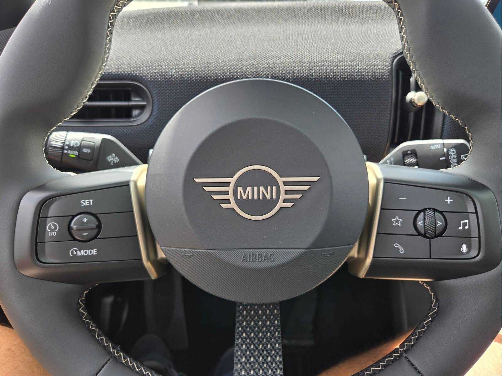 2026 MINI 2 DOOR SIGNATURE PLUS