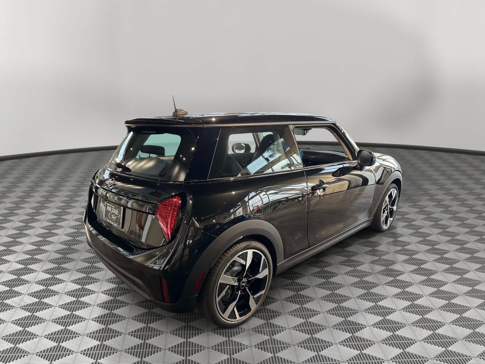 2026 MINI 2 DOOR SIGNATURE PLUS
