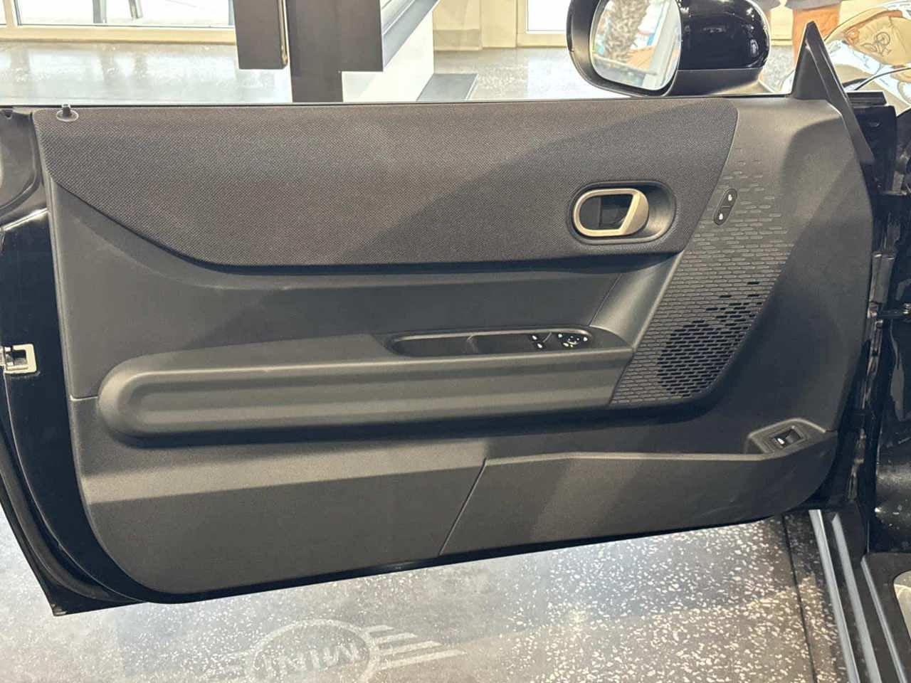 2026 MINI 2 DOOR SIGNATURE PLUS