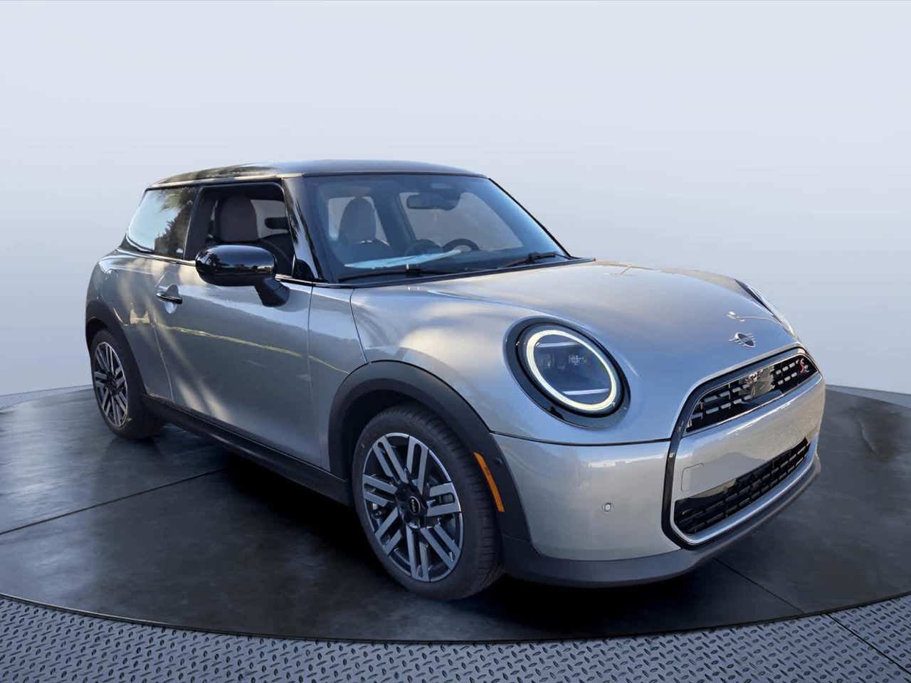 2027 MINI 2 DOOR SIGNATURE PLUS