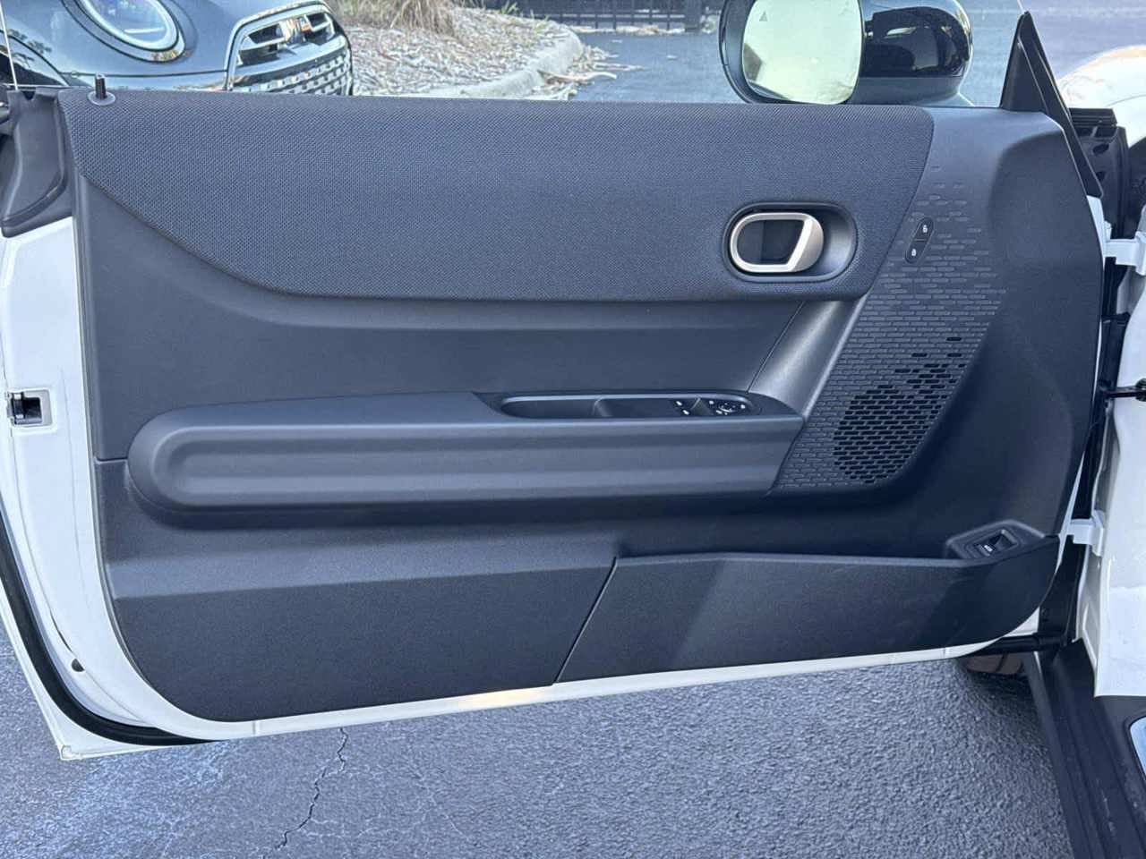 2026 MINI 2 DOOR SIGNATURE PLUS