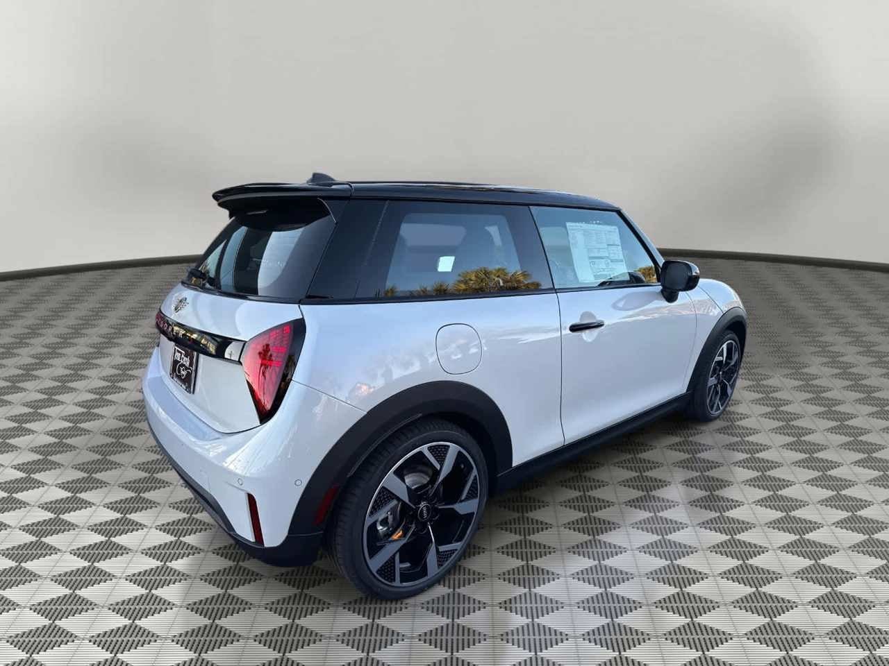 2026 MINI 2 DOOR SIGNATURE PLUS