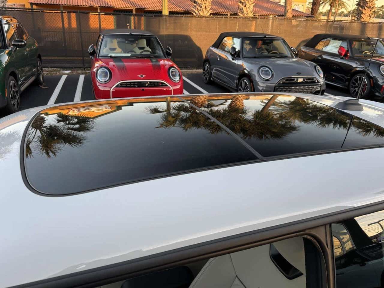 2026 MINI 2 DOOR ICONIC