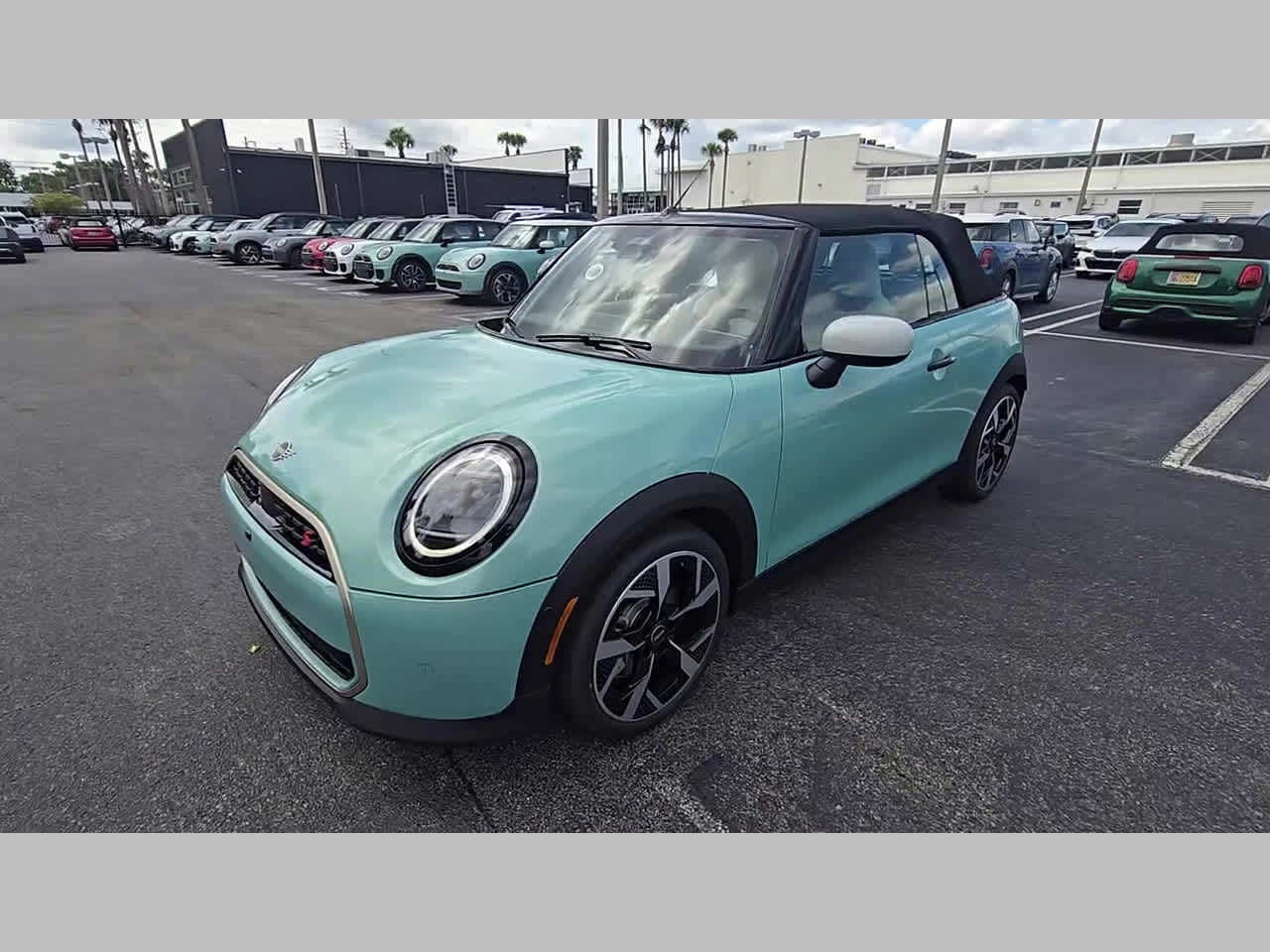 2026 MINI CONVERTIBLE ICONIC