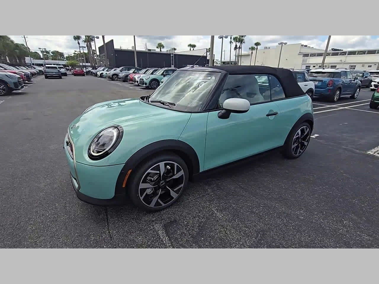 2026 MINI CONVERTIBLE ICONIC