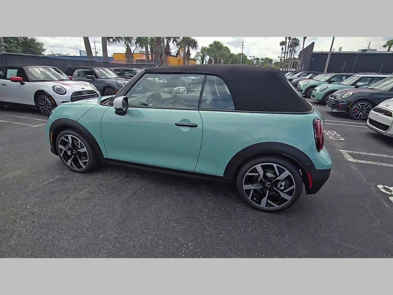 2026 MINI CONVERTIBLE ICONIC