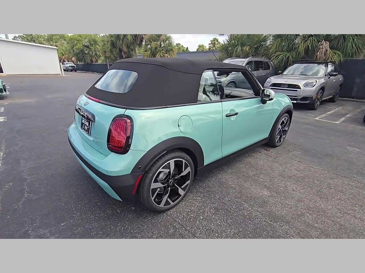 2026 MINI CONVERTIBLE ICONIC