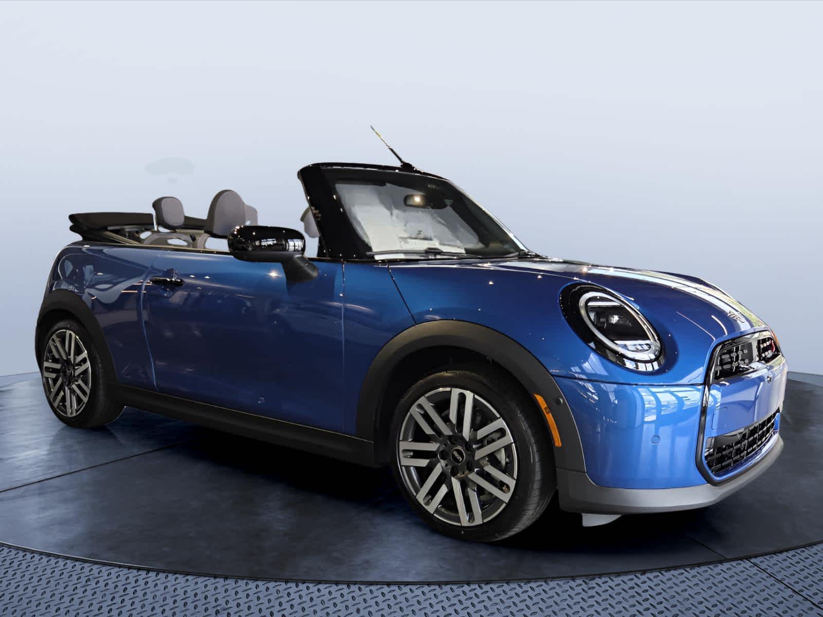 2026 MINI CONVERTIBLE ICONIC