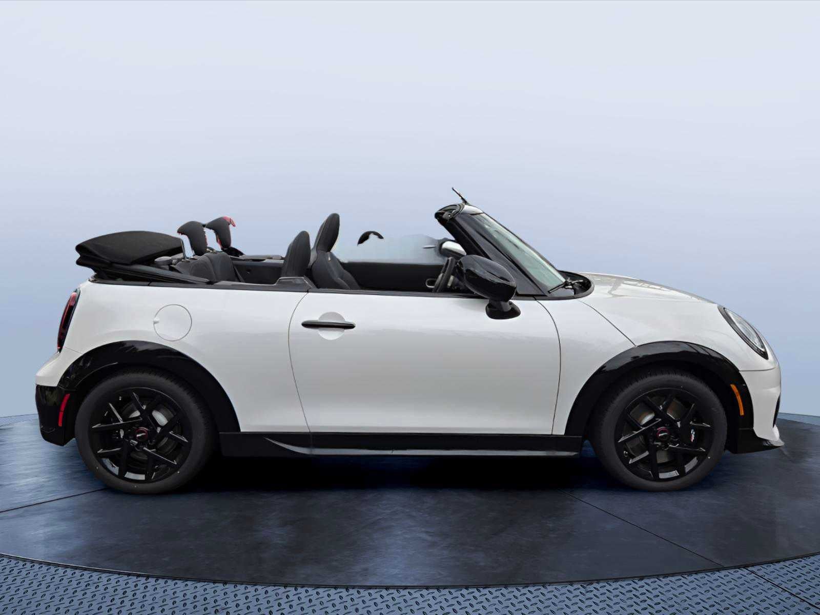 2026 MINI CONVERTIBLE ICONIC