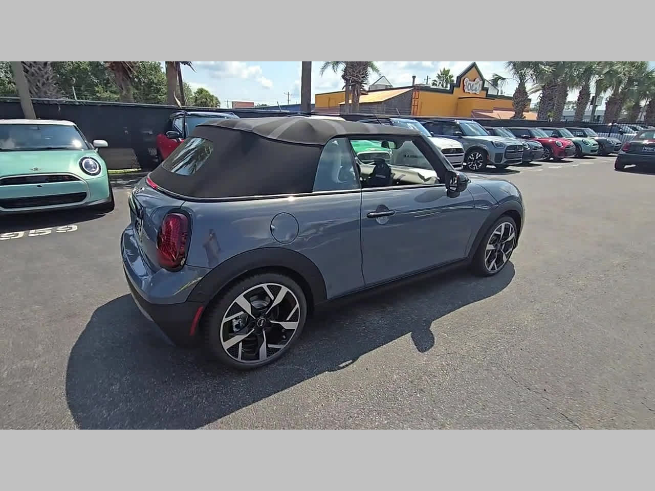 2026 MINI CONVERTIBLE ICONIC