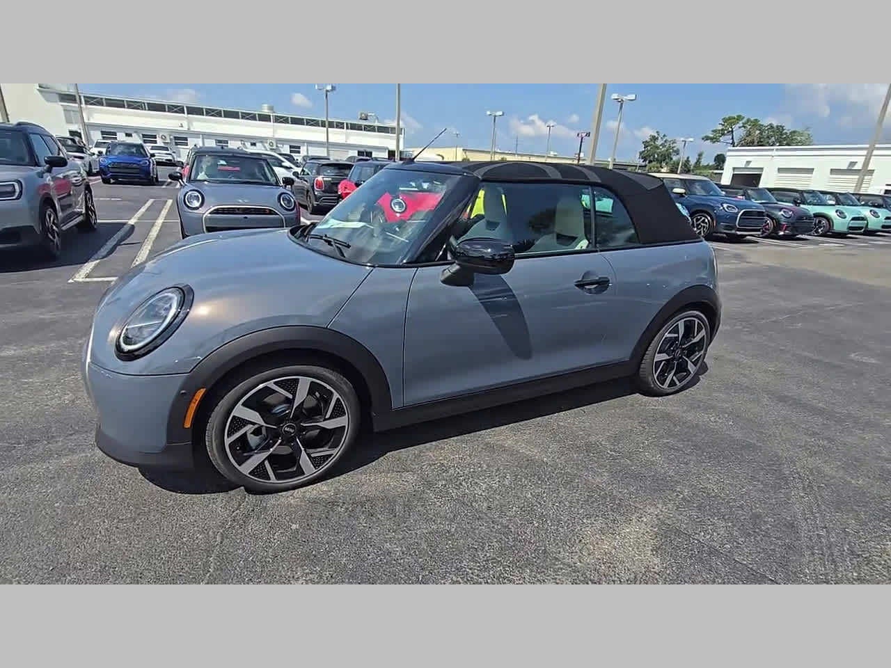 2026 MINI CONVERTIBLE ICONIC