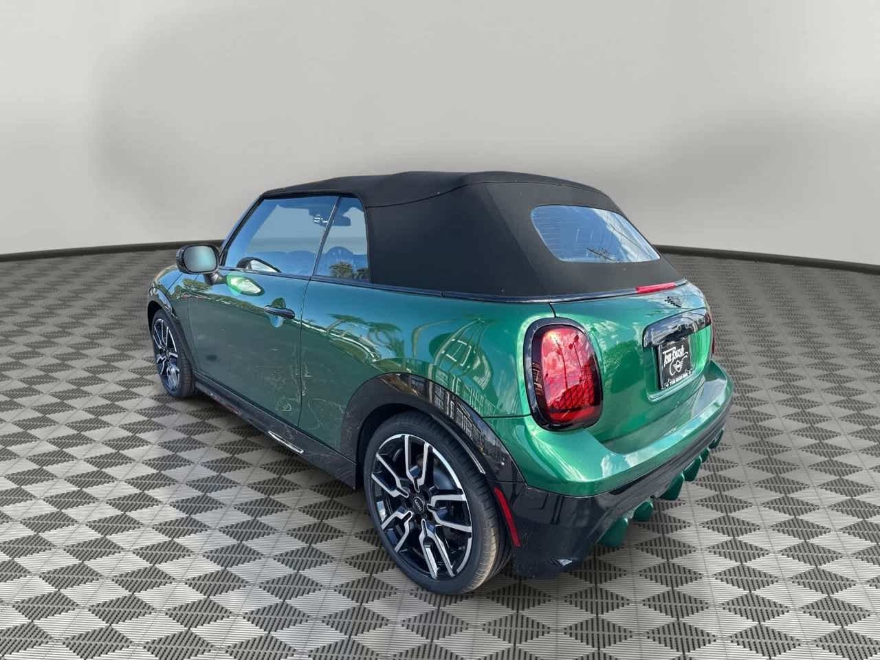 2026 MINI CONVERTIBLE ICONIC