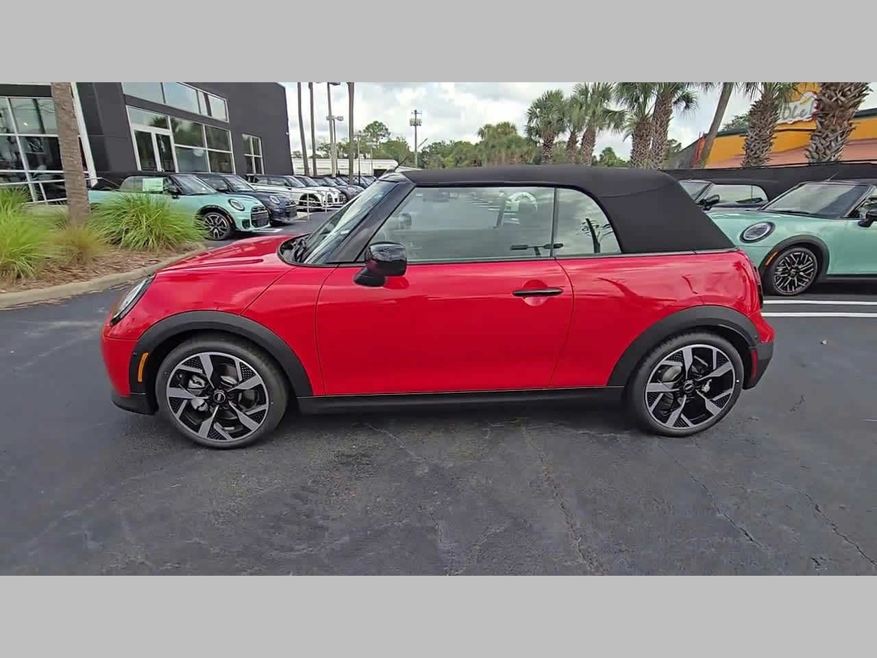 2026 MINI CONVERTIBLE ICONIC