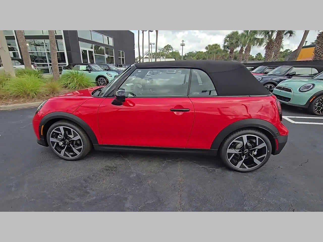 2026 MINI CONVERTIBLE ICONIC