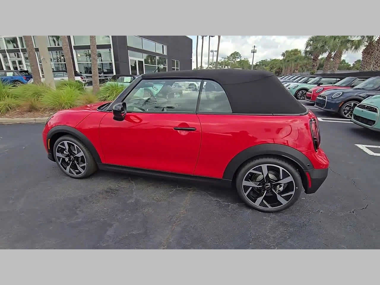 2026 MINI CONVERTIBLE ICONIC