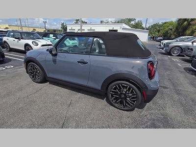 2026 MINI CONVERTIBLE SIGNATURE PLUS