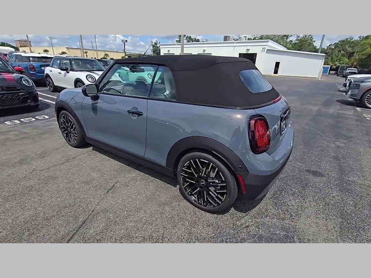 2026 MINI CONVERTIBLE SIGNATURE PLUS