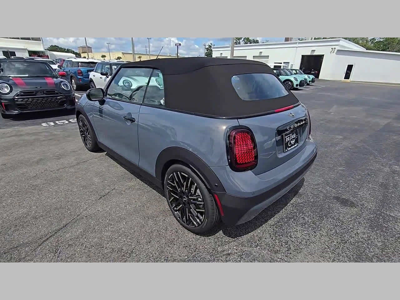 2026 MINI CONVERTIBLE SIGNATURE PLUS